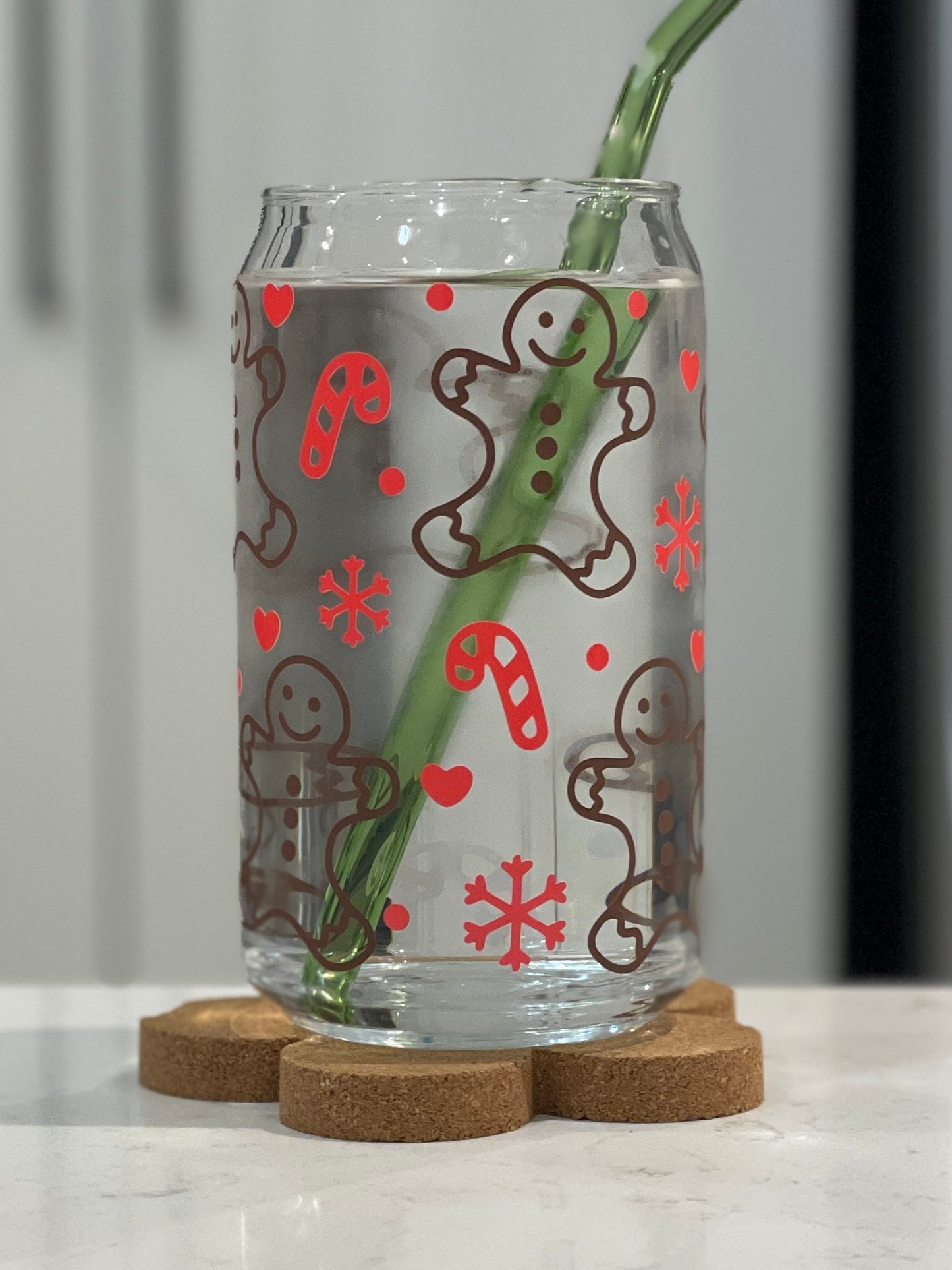 16oz Libbey Can Glass - Gingerbread and Candy Canes (Colour Changing)