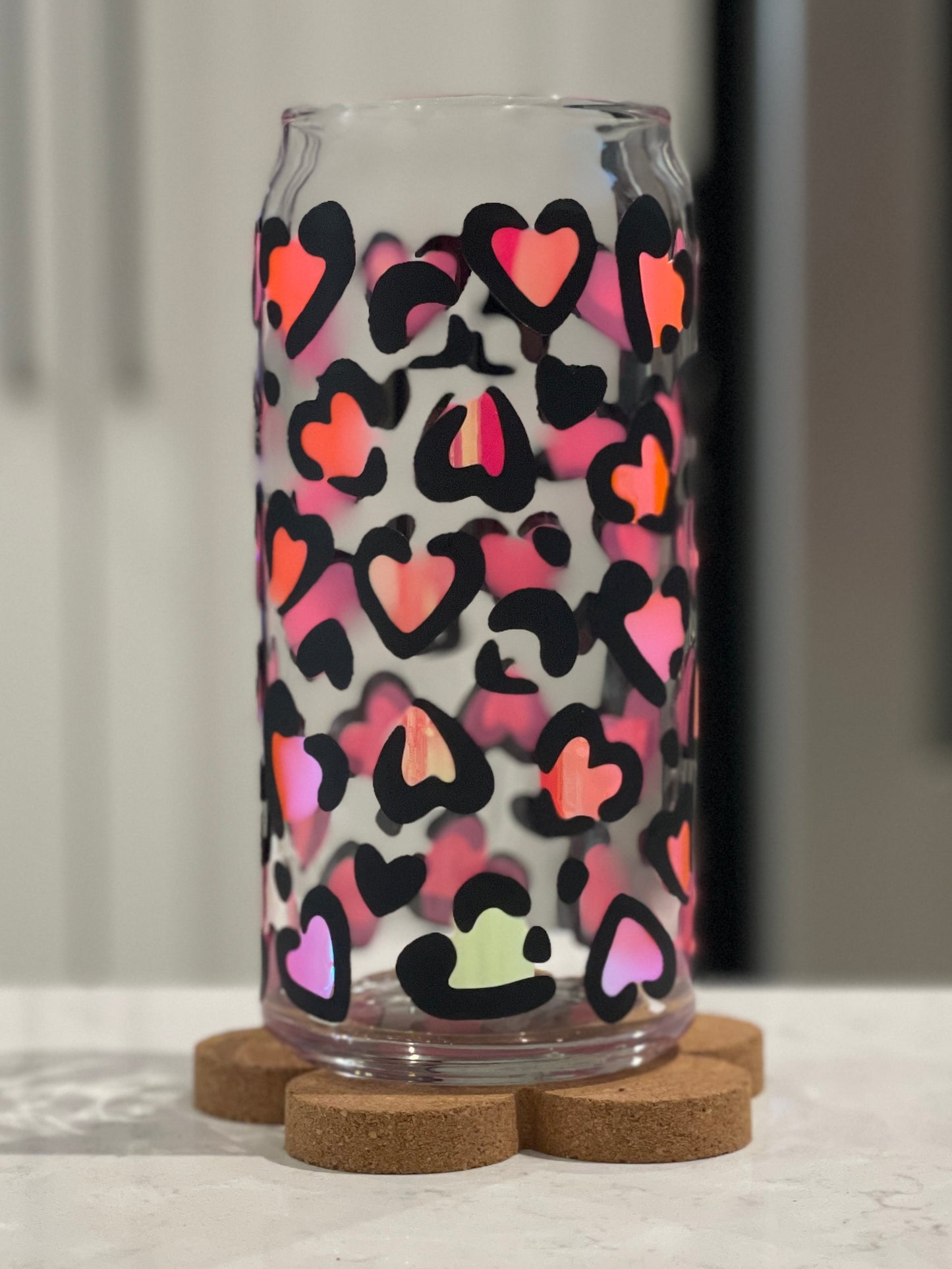 20oz Libbey Glass - Hot Pink Holographic Hearts